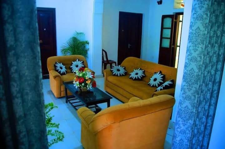 Salmanel Resort Ratnapura Eksteriør billede