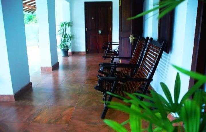 Salmanel Resort Ratnapura Eksteriør billede