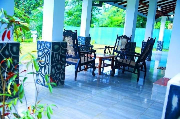 Salmanel Resort Ratnapura Eksteriør billede
